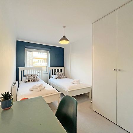 Beautiful Windsor 2 Bed, Perfect Location, 5 Mins Walk To Centre, Free Parking, Legoland, Ascot Apartment Luaran gambar