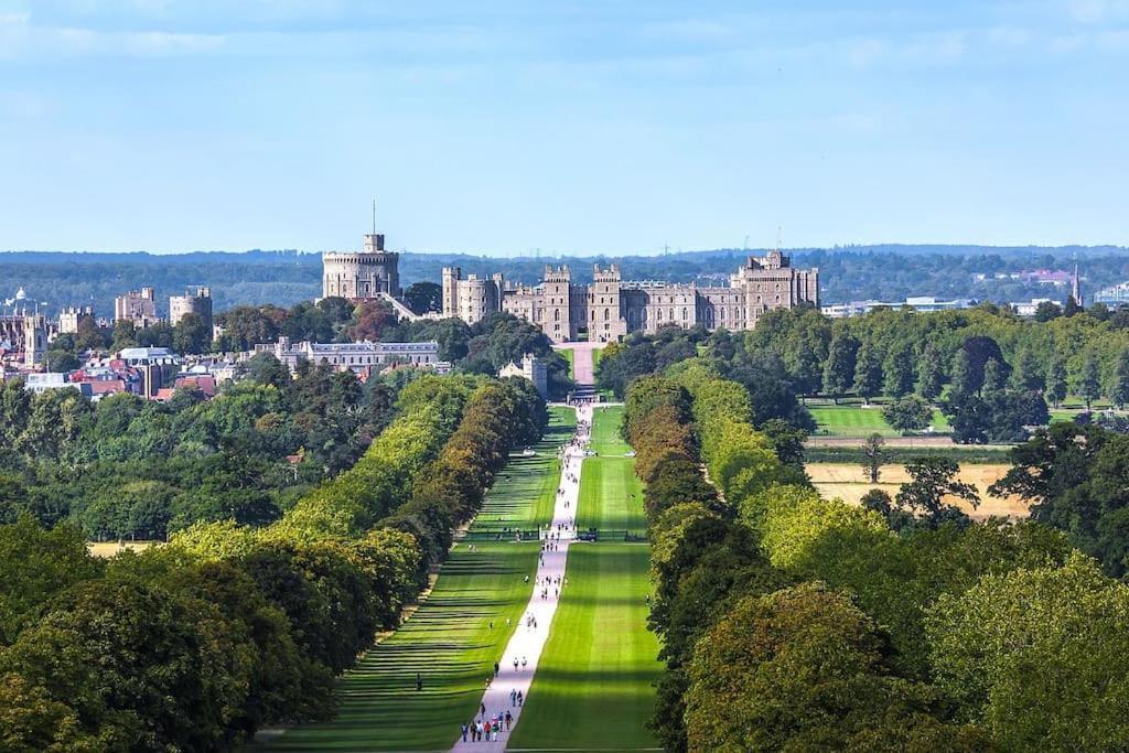 Beautiful Windsor 2 Bed, Perfect Location, 5 Mins Walk To Centre, Free Parking, Legoland, Ascot Apartment Luaran gambar