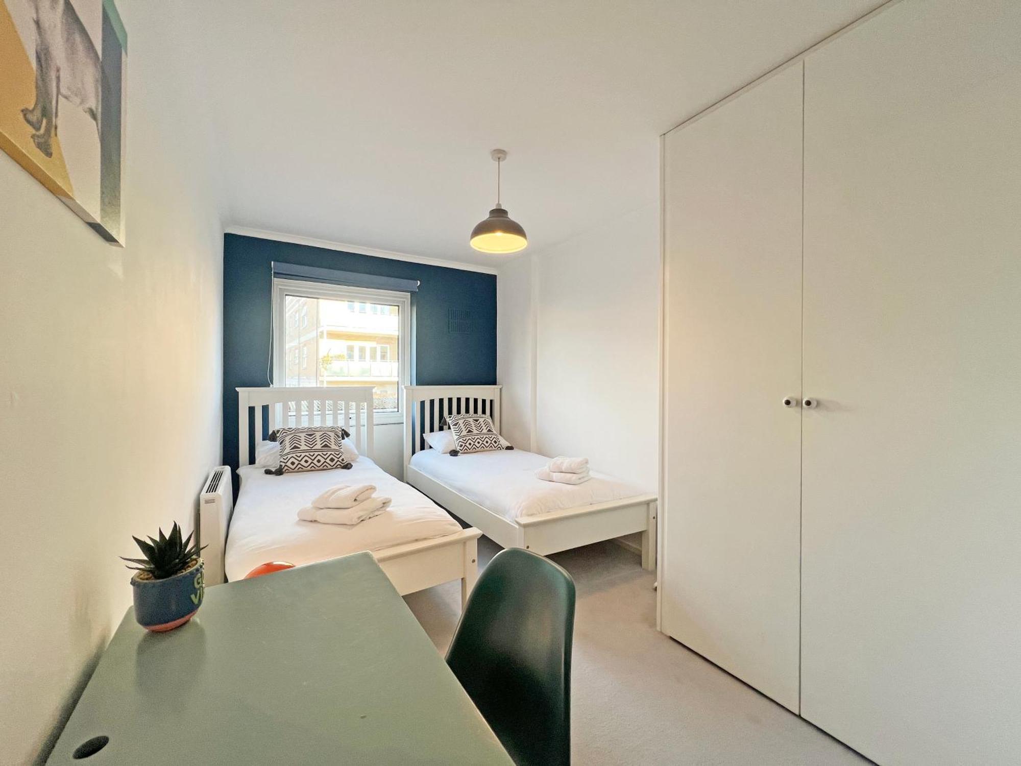 Beautiful Windsor 2 Bed, Perfect Location, 5 Mins Walk To Centre, Free Parking, Legoland, Ascot Apartment Luaran gambar